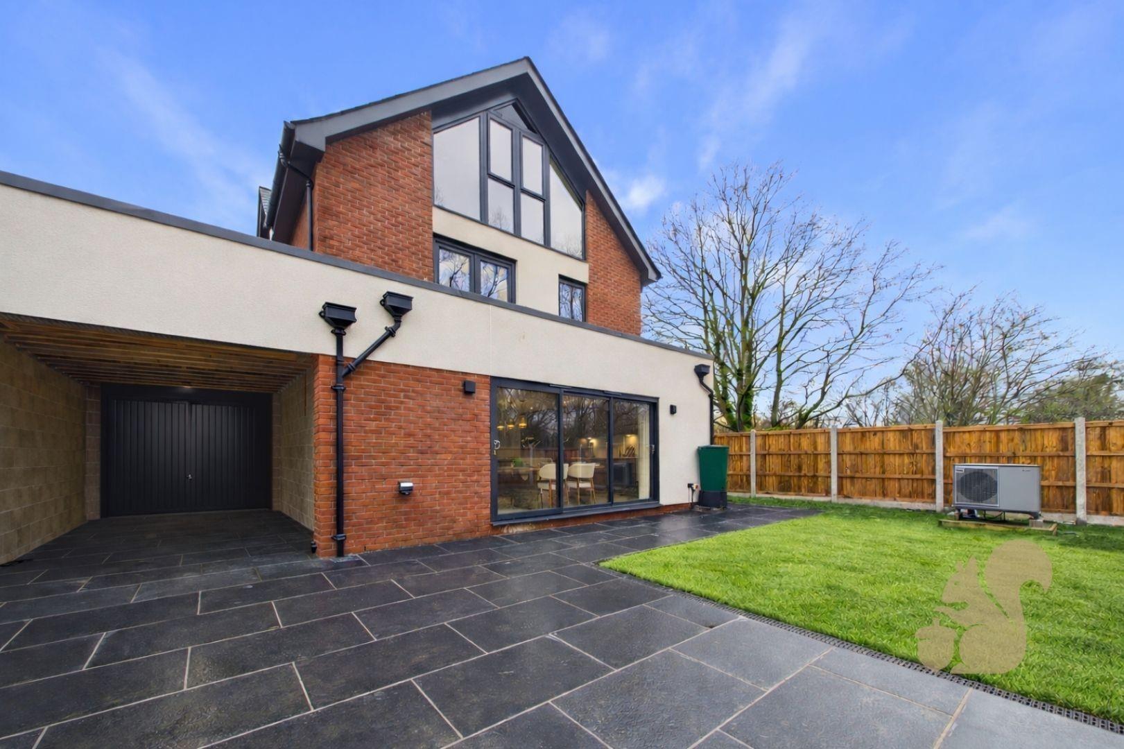 Roxwell Rear - Garden.jpg